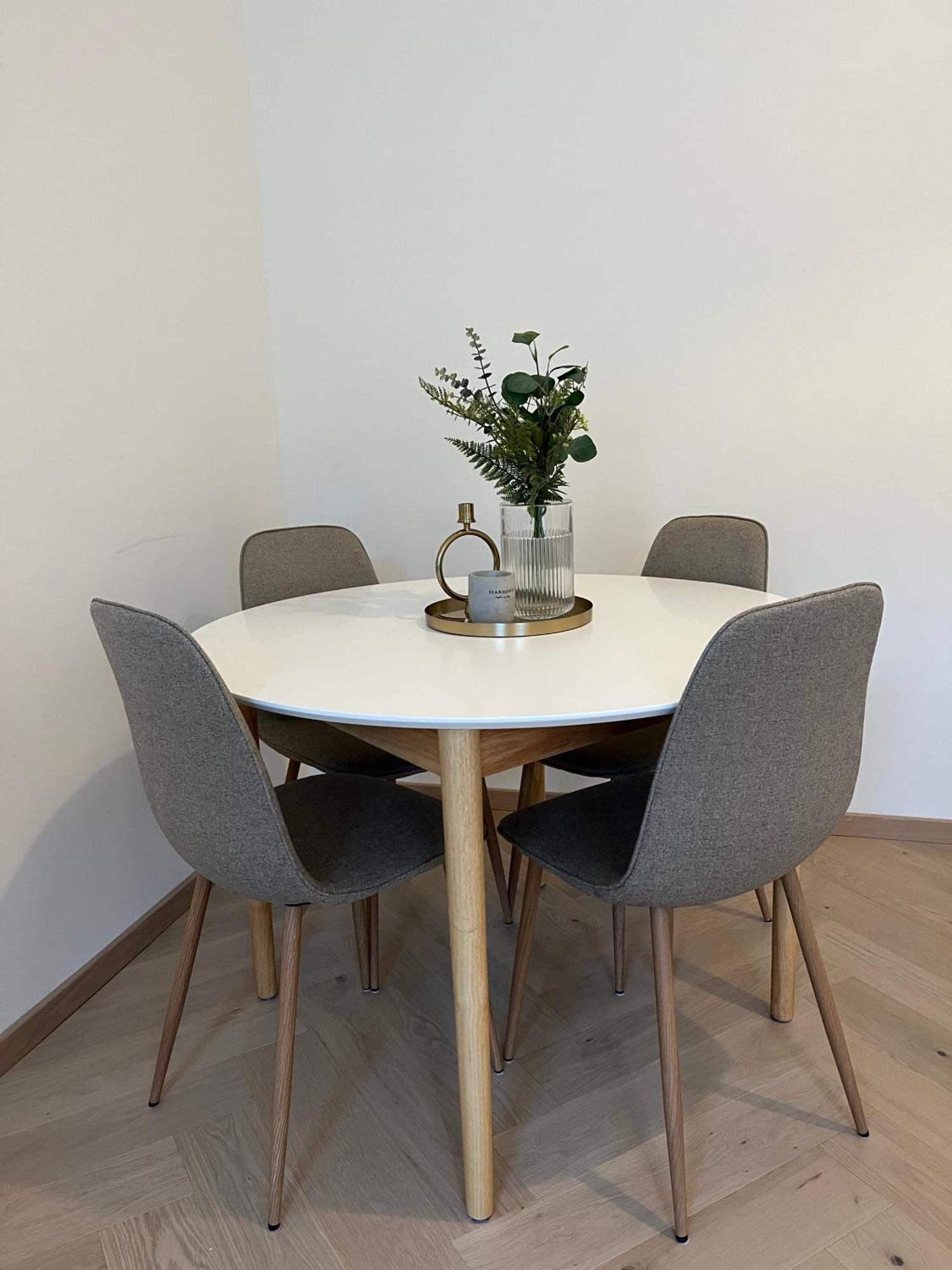 Luxurious One Room Apartment Near Schoenbrunn Palace Wenen Buitenkant foto