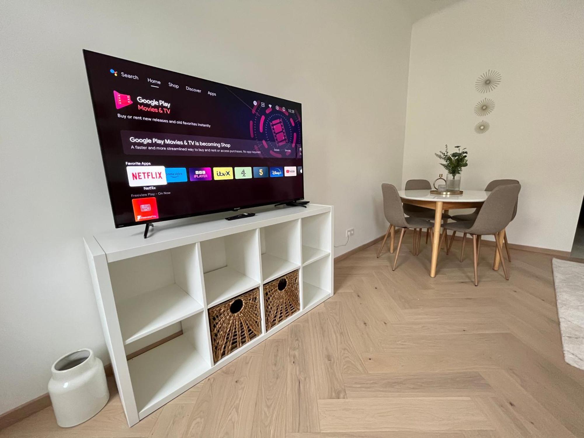 Luxurious One Room Apartment Near Schoenbrunn Palace Wenen Buitenkant foto